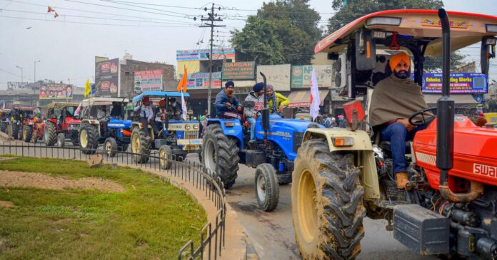 delhi,tractor rally,farmers march