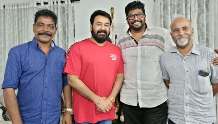 actor-mohanlal-announces-movie-with-director-shaji-kailas-after-12-years