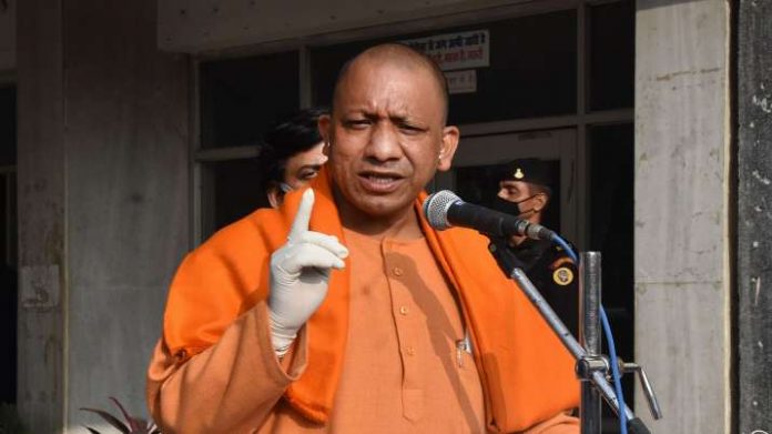 yogi-adityanath-directs-to-open-up-govt-office-in-mumbai-to-aid-migrant-workers-from-state