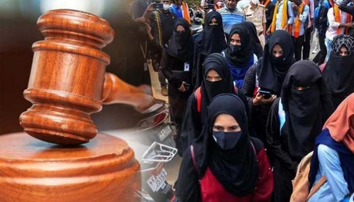 the-supreme-court-says-that-the-hijab-petition-will-be-considered-after-the-holi-holidays