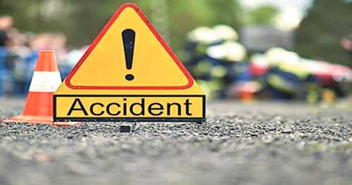 Car accident in Thiruvananthapuram; A woman who went to pick up her daughter from school was hit by a super fast bus and met with a tragic end