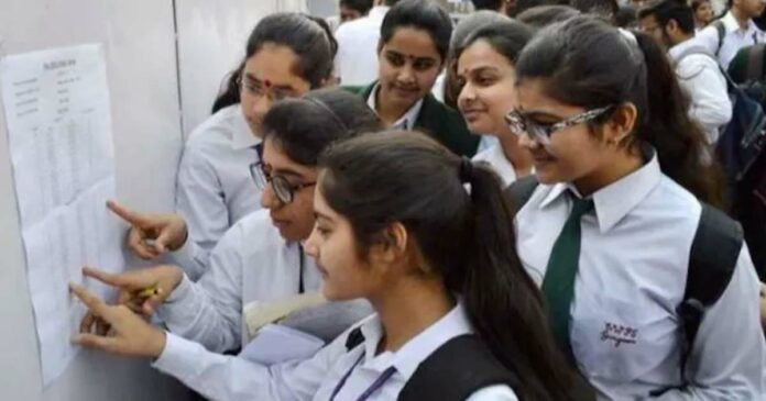 The awaited CBSE Plus Two Result is finally published; Pass percentage 92 .71, more in Thiruvananthapuram