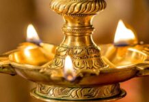 If you pray by pouring oil on the Keta lamp in the great temples, you will be blessed