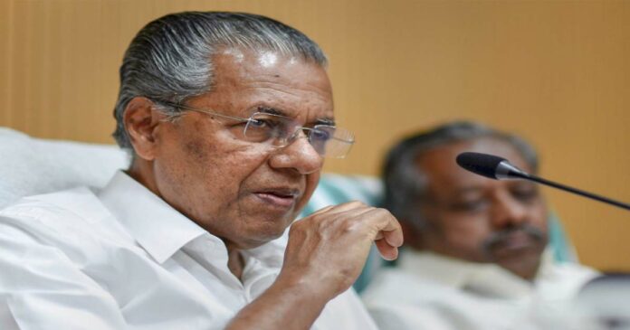 Chief Minister Pinarayi Vijayan rushed to the street; When the security personnel rushed to the PB meeting in Delhi, the incident took place