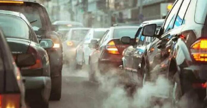Air pollution is severe; Fuel will not be available in Delhi without a smoke test certificate