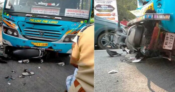 A private bus hit a scooter in Thalayolaparam; A driver and manager of a brick factory who were traveling on a scooter died