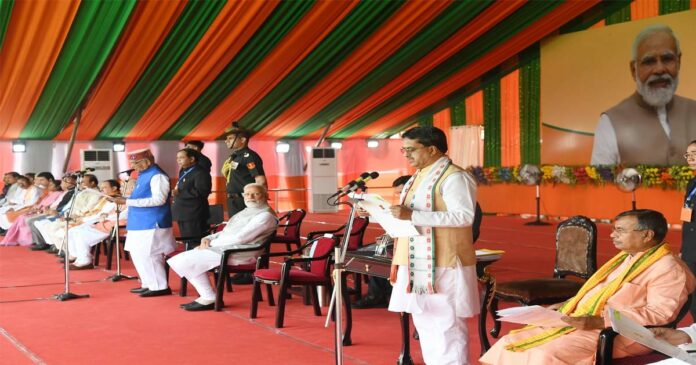 Manik Saha sworn in as Tripura CM; This is the second time the Chief Minister has reached the post; Dignitaries including the Prime Minister witnessed it