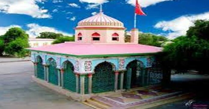 Temples in Pakistan are green; Even temple devotees are not free to change their color there