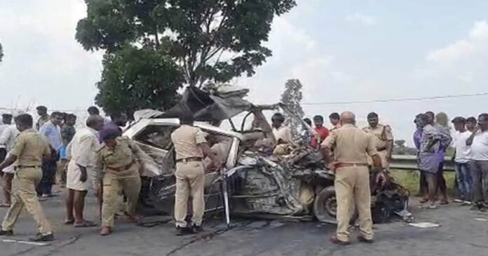 Tourists' car and bus collide in Mysuru; 10 people, including a four-year-old boy, met a tragic end