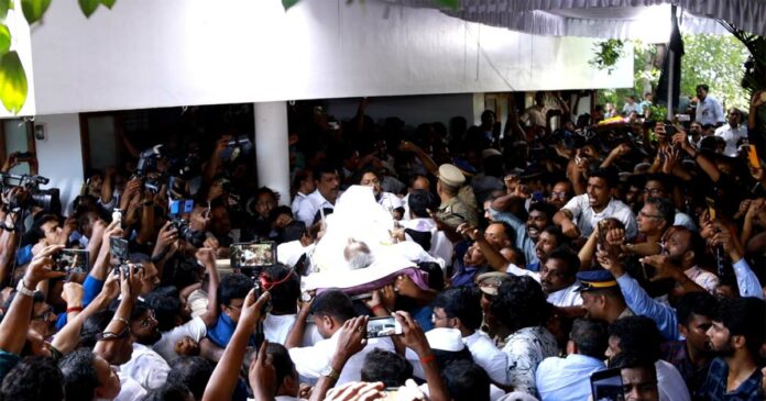 Jananayakan will rests in a special tomb in the church of Puthupally; Funeral services Thursday