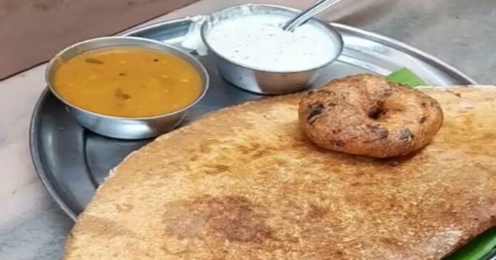 No sambar with masala dosa despite paying Rs 140! The district consumer court in Bihar imposed a fine of Rs 3500 on the restaurant