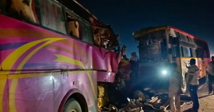 Massive car accident in Maharashtra; 6 dead including two women, 25 injured in bus collision