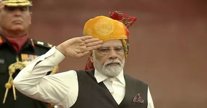 Country on 76th Independence Day; Prime Minister hoists the national flag at the Red Fort; Happy Independence Day to the people; The Azadi Ka Amrit Mahotsav, which started in 2021, will conclude today