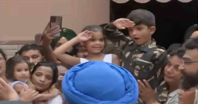 Colonel Manpreet Singh's burning memory! His six-year-old son saluted his body in military uniform!