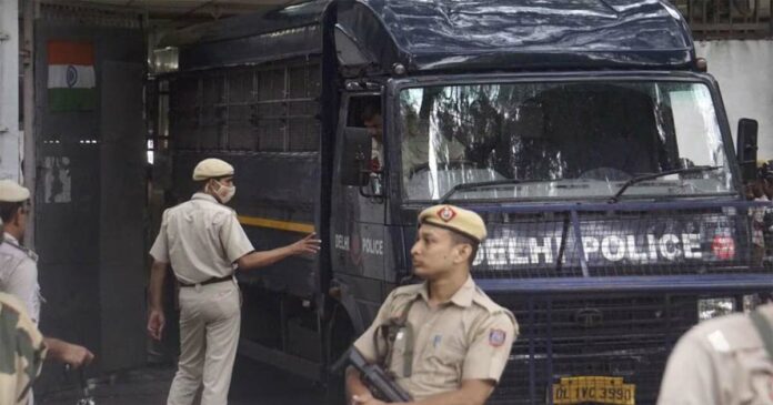 Newsclick Raid: Delhi Police move with proper preparations; The raid took place at the same time in 30 centers!