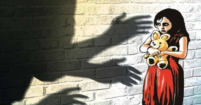 A 61-year-old man sexually assaulted a ten-year-old girl; After that, he threatened to pay 10 rupees for candy and let him go; Accused Abdul Razak arrested in Vadakara