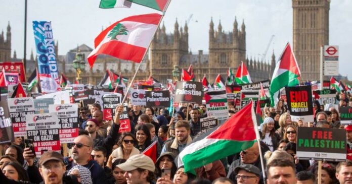 Pro-Palestine rally in British cities; Pro-Hamas slogans rang out!; Police arrested and removed those who obstructed traffic;