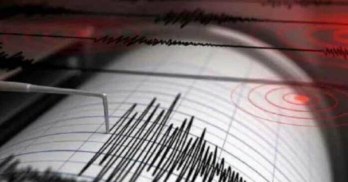 Earthquake again in Nepal !5.6 intensity on the Richter scale !Tremors in Delhi too