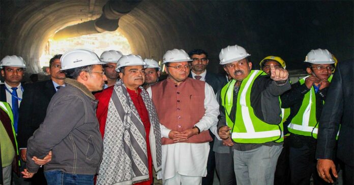 Union Minister Nitin Gadkari said that if the machines work properly, all the workers trapped in the tunnel in Uttarkashi can be brought out in two days.