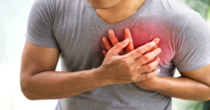 Sudden chest pain! Should you be afraid? Everything you need to know