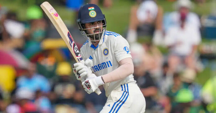 Rahul completes century in Centurion !India overcame early collapse against South Africa; 245 runs out in the first innings