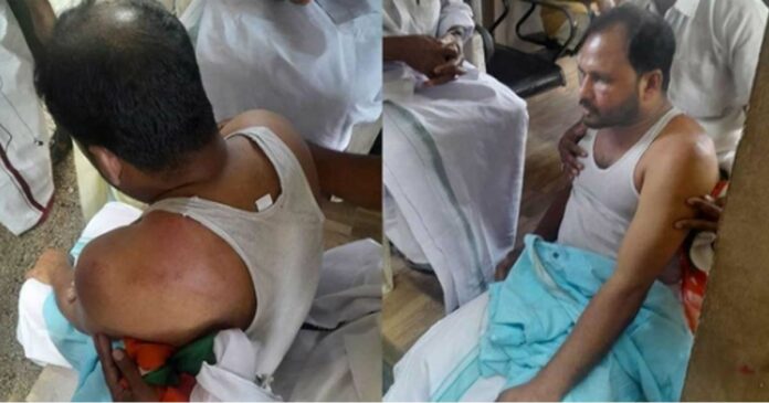 In Thiruvananthapuram, DYFI workers entered the station and beat up Youth Congress workers who were under detention.