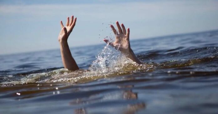 Two youths drowned while bathing in river in Idukki; The accident victims were family friends who had come to celebrate Christmas
