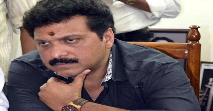 Mass transfer in motor vehicle department before Ganesh Kumar's swearing-in, minister intervenes and freezes order
