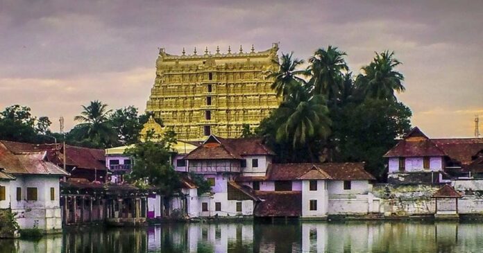 Ritual violation in Sri Padmanabha Swamy Temple! For the first time in history, the ceremony of adorning Lord Krishna with Mohini on the day of Ekadashi was suspended; Devotees are furious