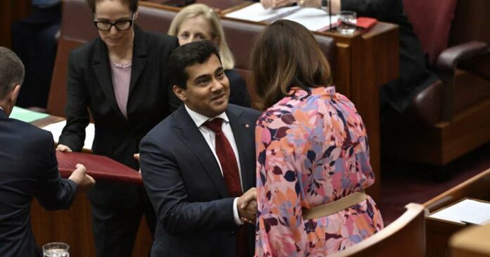 Swear by touching the Bhagavad Gita; Varun Ghosh talks about history in the Australian Parliament; Indian origin; Varun Ghosh embraces Indian culture