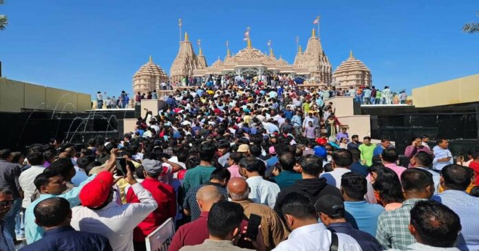 65000 people arrived on the first Sunday! Devotees flock to the Baps Temple in Abu Dhabi inaugurated by the Prime Minister
