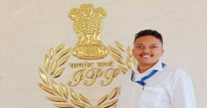 Despite getting IPS for the third time, Siddharth did not stop his efforts! What is behind the fourth rank brilliance in the civil service is determination