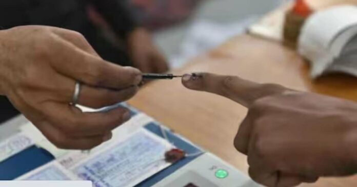 71.27 % ! The Election Commission released the final polling percentage in Kerala; Vadakara leads with 78.41% and Pathanamthitta is behind with 63.37%.