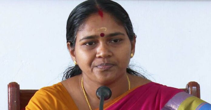 Discussions were held with about seven Congress-CPM leaders in Kerala about joining the BJP! Shobha Surendran with disclosure