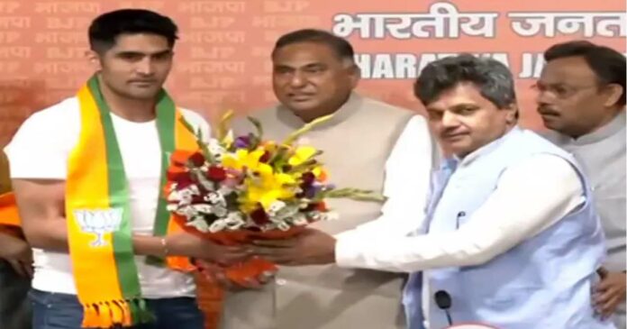 Big blow to Congress! Boxer Vijender Singh, who left the party, accepted membership in BJP