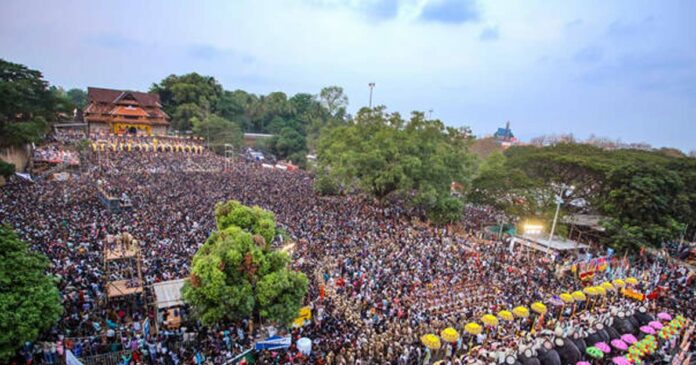 During Thrissur Pooram, the Thiruvambadi section halted the arrival at the Math; Complaint of unnecessary interference by the police