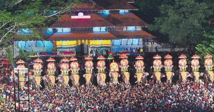Thrissur to drunkenness; With the opening of Neithalakavilamma Teke Gopuram, there is a lot of celebration
