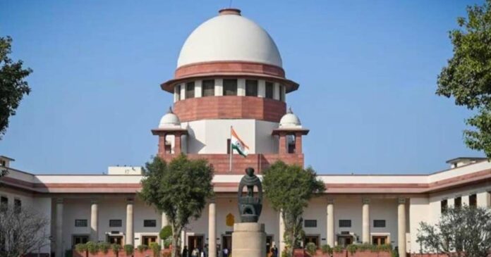 Officers must attend immediately; Supreme Court seeks clarity on the functioning of VVPAT machines