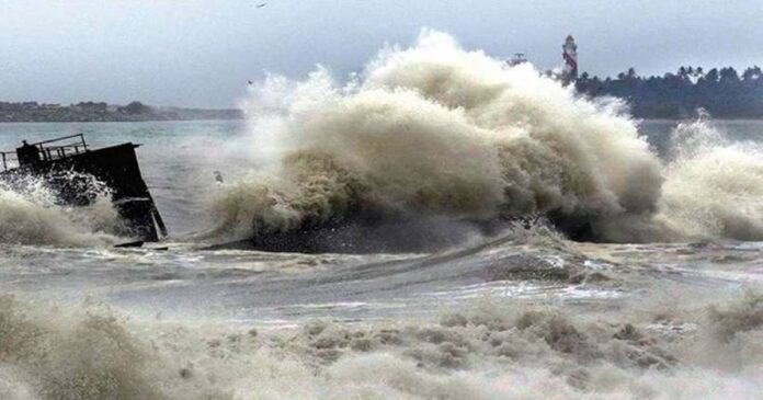 Black sea phenomenon! Red alert announced for Kerala coast and south Tamil Nadu coast withdrawn; Advice to continue to be careful!