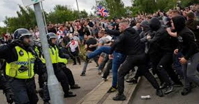 Anti-immigrant protests flare up in Britain! Indian High Commission has issued a warning to Indians visiting the country.