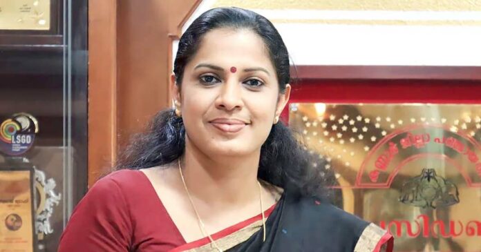 PP Divya