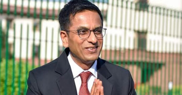 image of chief justice chandrachood