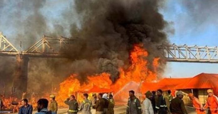 fire in prayagraj