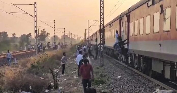 Maharashtra Train Accident
