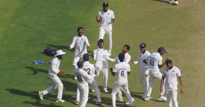 Kerala team
