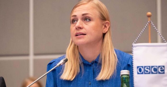 Finnish Foreign Minister Elena Voltanen