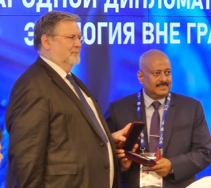 Ratheesh C. Nair receives award from Russian Foreign Ministry.