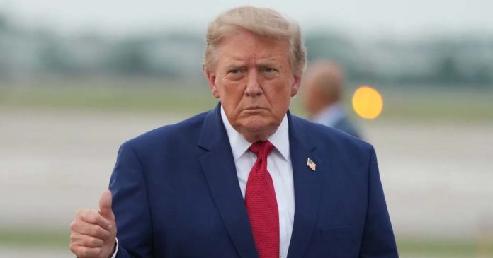 DONALD TRUMP