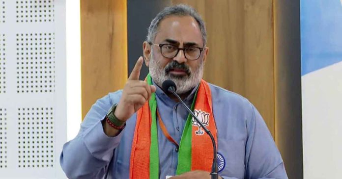 Rajeev Chandrasekhar criticizes LDF-UDF alliance